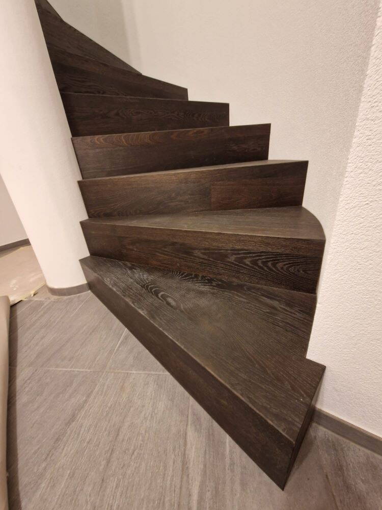 Holztreppe Verarbeitung